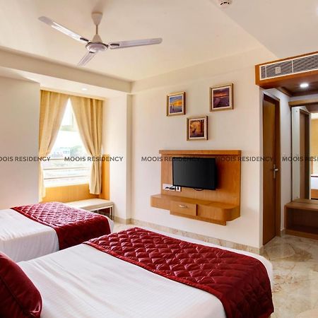 Moois Residency Hotel Kannur Buitenkant foto