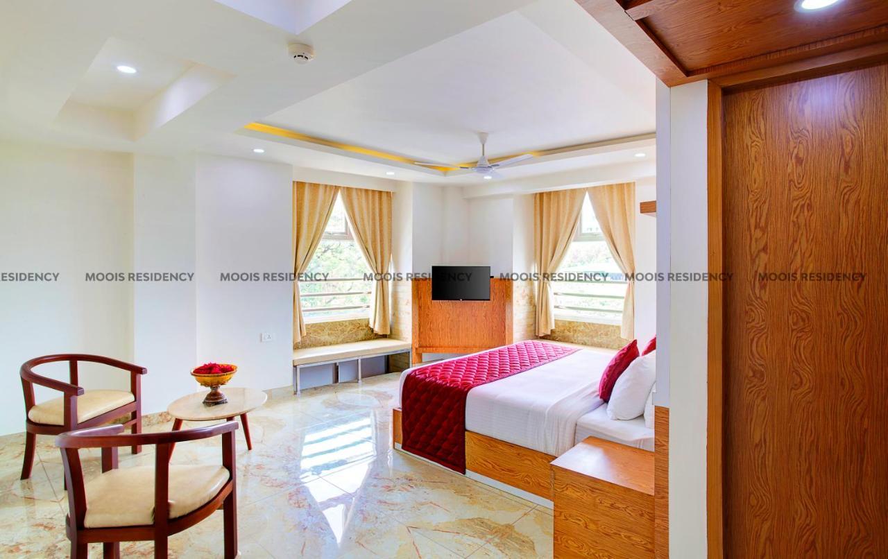 Moois Residency Hotel Kannur Buitenkant foto