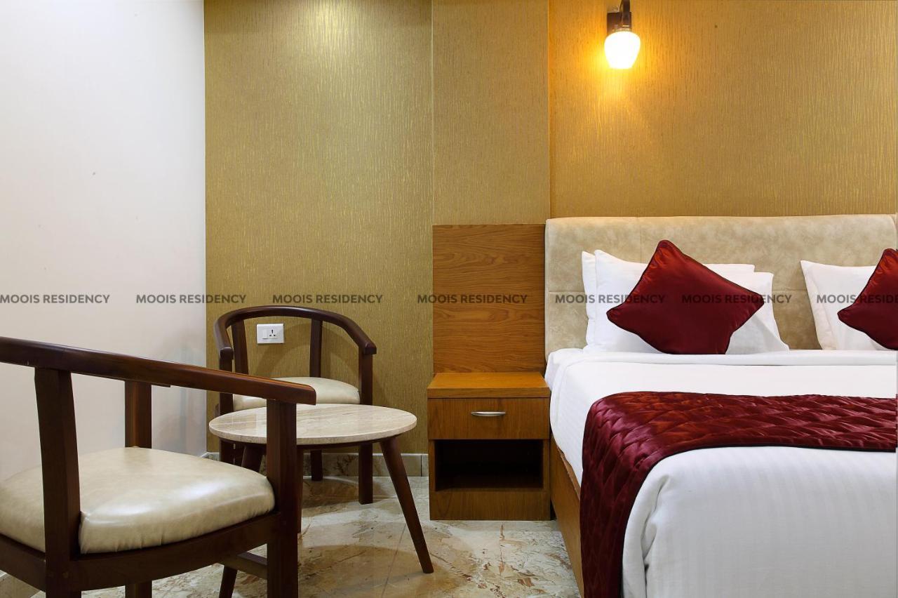 Moois Residency Hotel Kannur Buitenkant foto